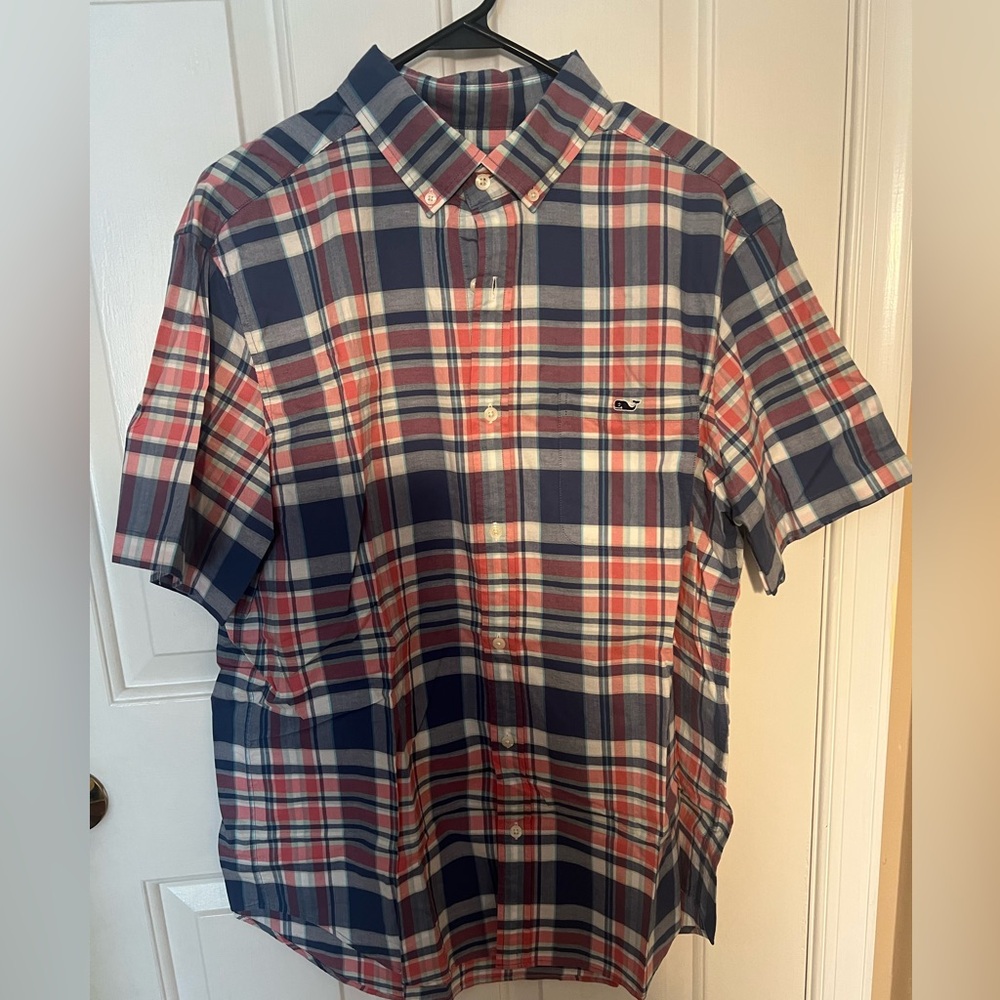 Men’s Vineyard Vines Button-up Size Large